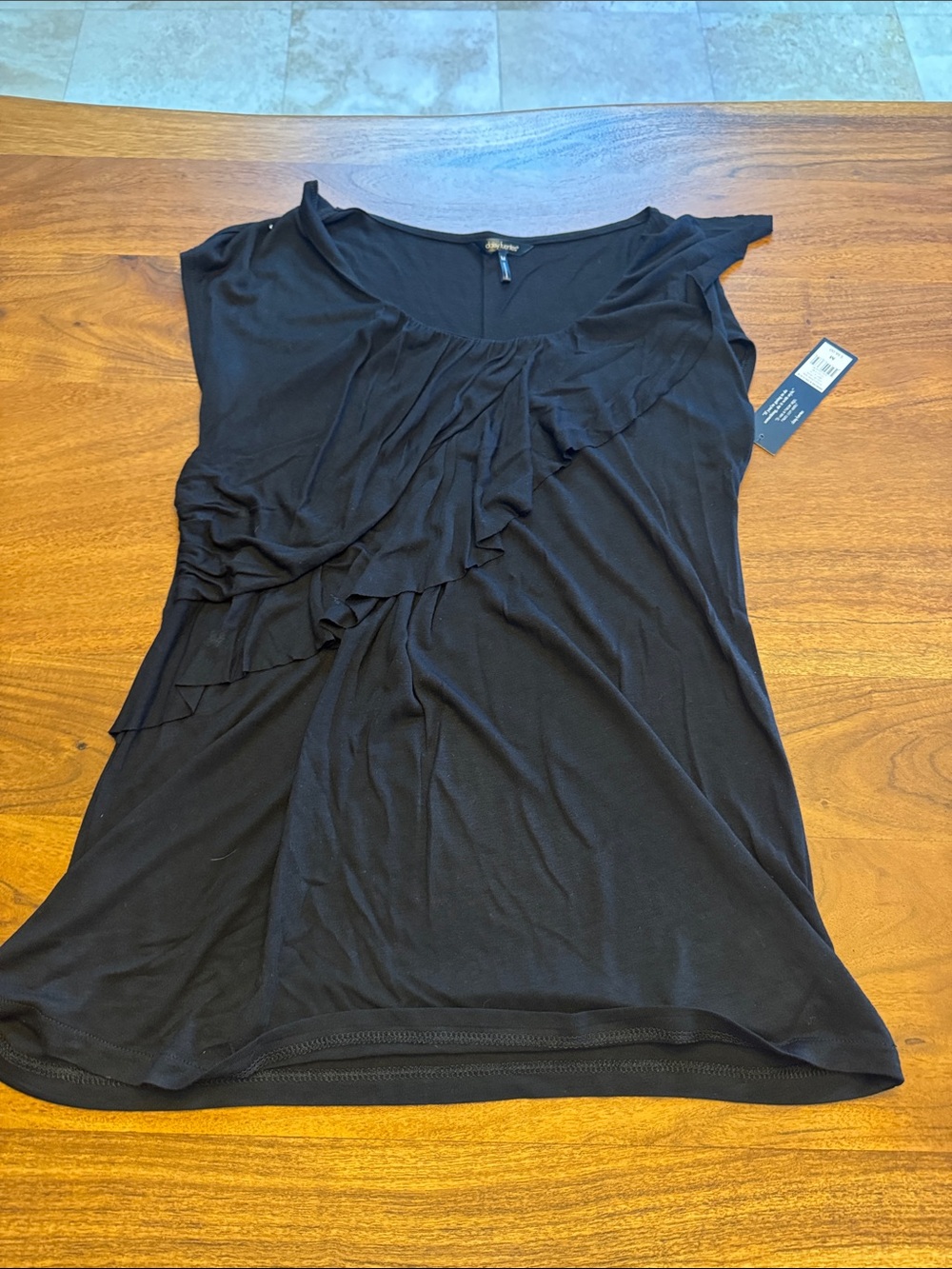 Daisy Fuentes Black Ruffled Cap-Sleeve Blouse